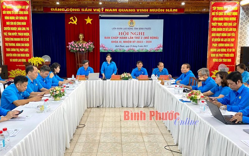 9 tháng thành lập 32 công đoàn cơ sở