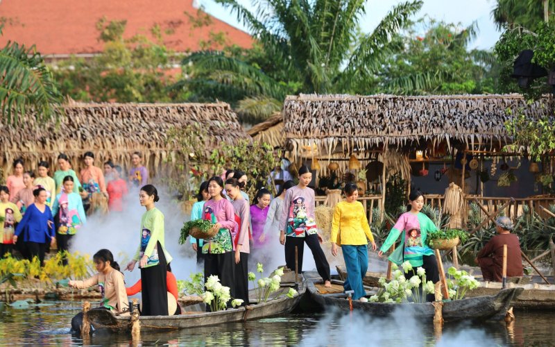 Ấn tượng Lễ khai mạc Festival &Aacute;o B&agrave; Ba Hậu Giang 2023: Nụ cười Hậu Giang