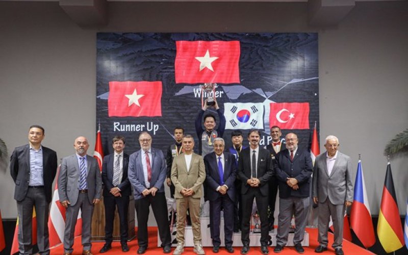 Billiard Việt Nam lập kỳ tích tại Giải Carom 3 băng Thế giới