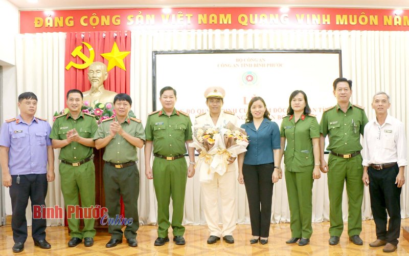 Công an tỉnh Bình Phước công bố các quyết định về công tác cán bộ