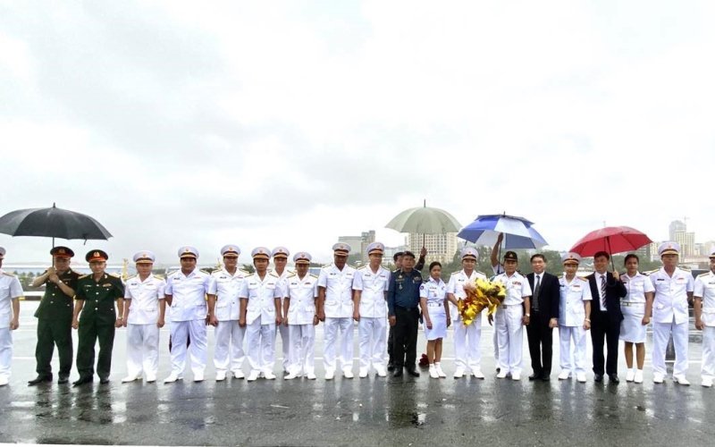 Hải quân Việt Nam tuần tra chung với Hải quân Campuchia