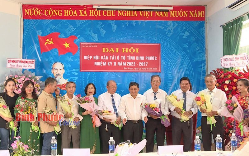 Ông Dương Hùng Việt tái đắc cử Chủ tịch Hiệp hội Ô tô vận tải Bình Phước 