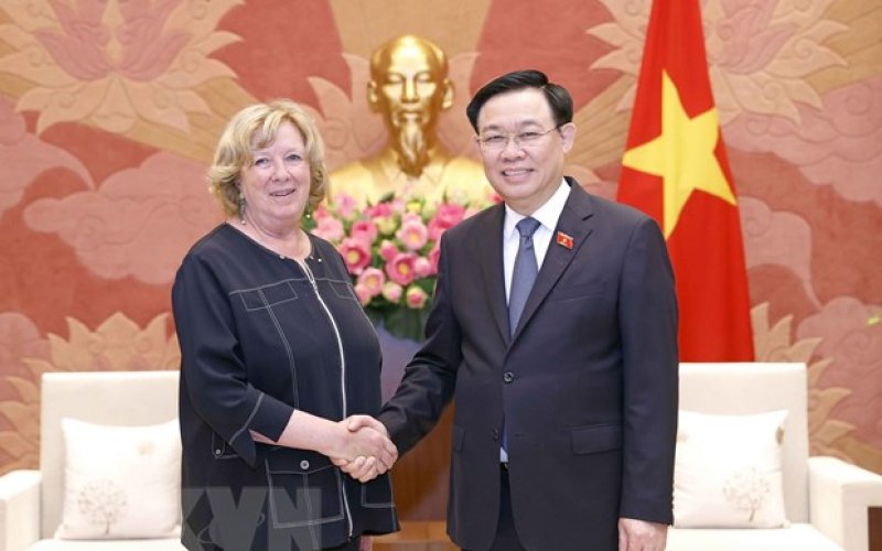 Tăng cường quan hệ hữu nghị, hợp tác giữa cơ quan lập pháp Việt-Pháp