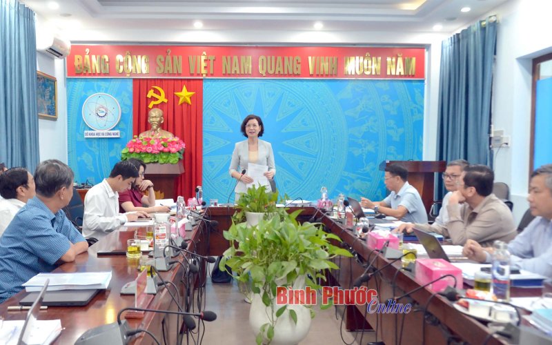 Th&ocirc;ng qua đề t&agrave;i &ldquo;Chiến lược marketing địa phương nhằm x&acirc;y dựng v&agrave; ph&aacute;t triển thương hiệu tỉnh B&igrave;nh Phước trở th&agrave;nh điểm đến hấp dẫn&rdquo;