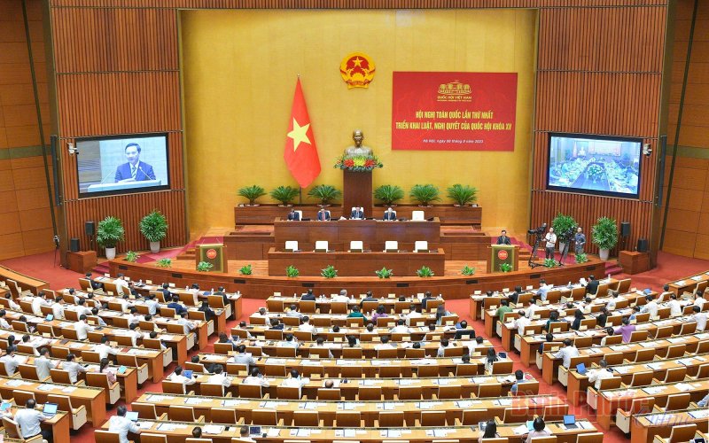 Thực hiện các luật, nghị quyết của Quốc hội là nhiệm vụ chính trị quan trọng