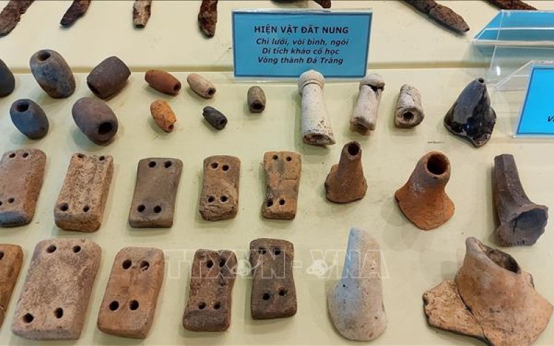 V&ograve;ng th&agrave;nh Đ&aacute; Trắng: Lộ diện di t&iacute;ch th&agrave;nh cổ hiếm hoi c&ograve;n tồn tại ở Nam Bộ