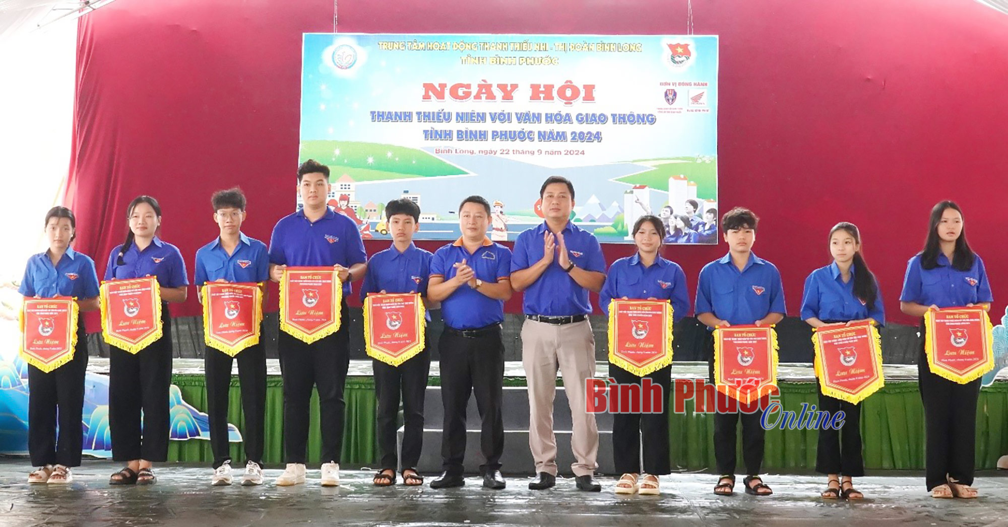 Bình Phước: Sôi nổi ngày hội thanh thiếu nhi với văn hóa giao thông 