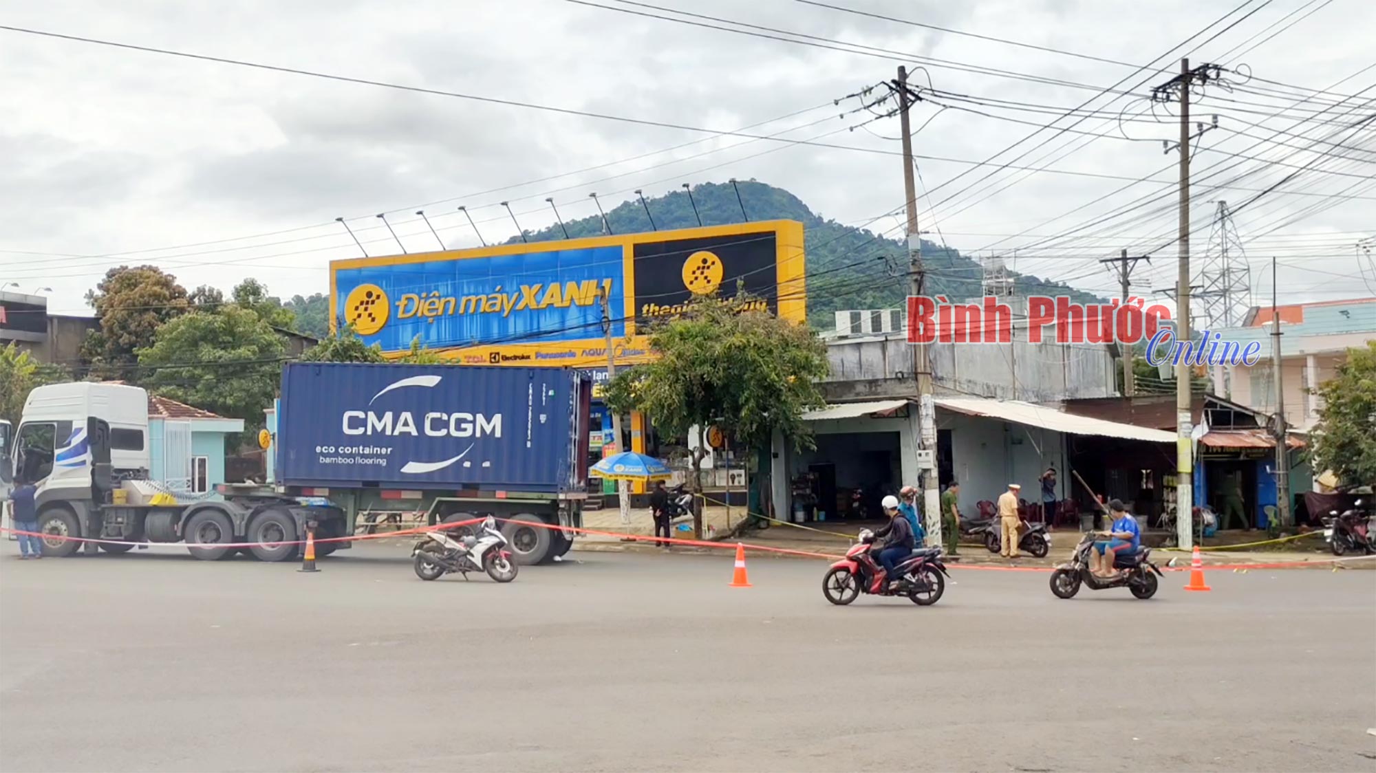 Bình Phước: Tạm giữ lái xe container gây tai nạn khiến 2 người chết