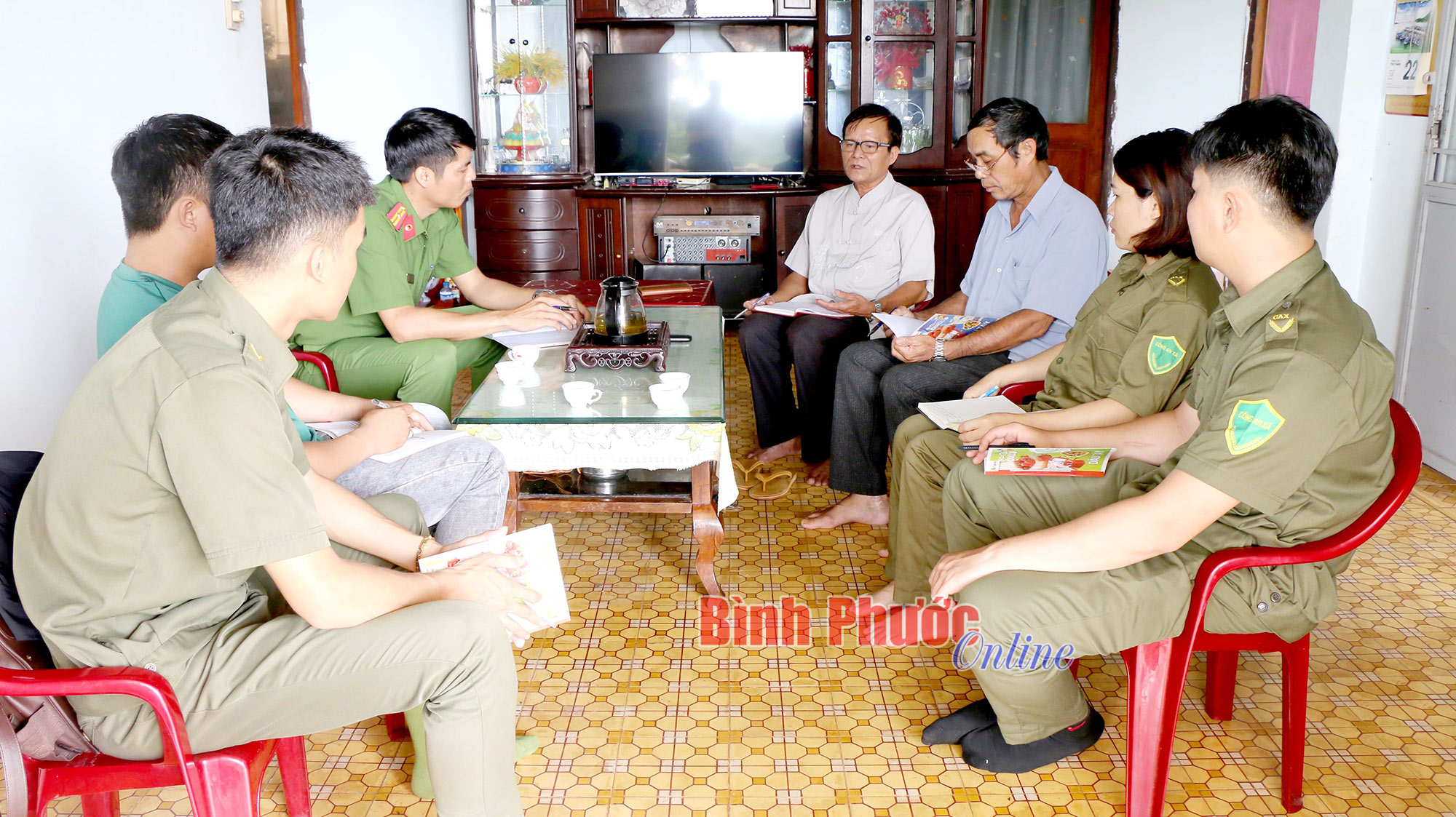 “Cánh tay nối dài” của công an xã