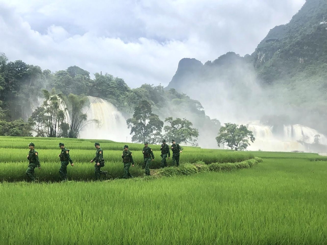 Đoàn kết quốc tế thúc đẩy giải quyết các vấn đề toàn cầu