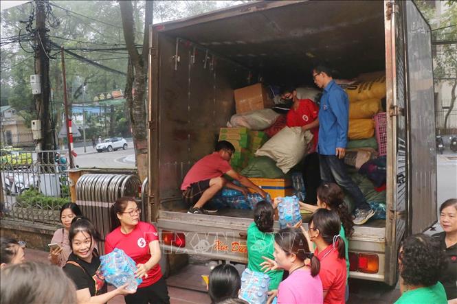 Hội Chữ thập đỏ Việt Nam lưu ý khi triển khai cứu trợ cho các địa phương bị bão lũ
