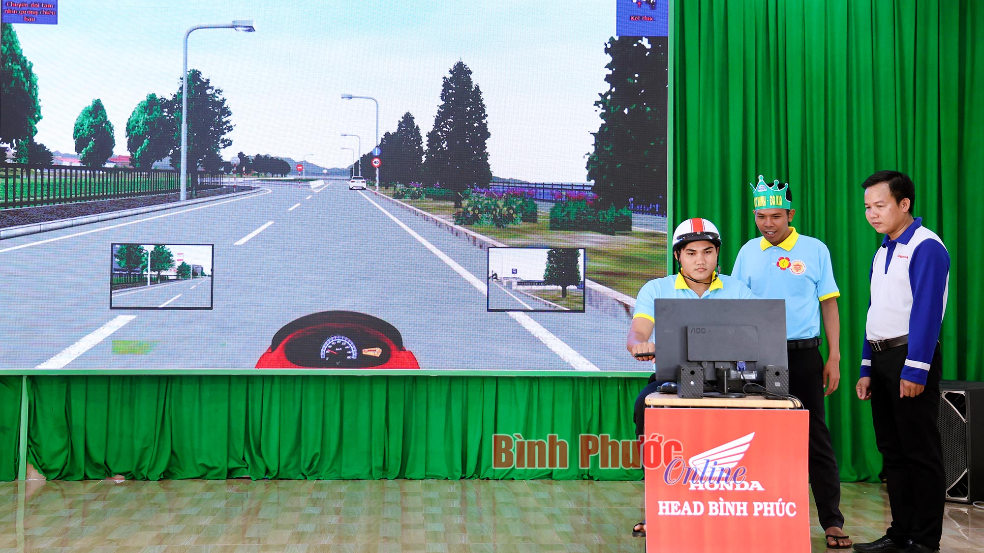 Hơn 100 cán bộ, hội viên thi nông dân với an toàn giao thông