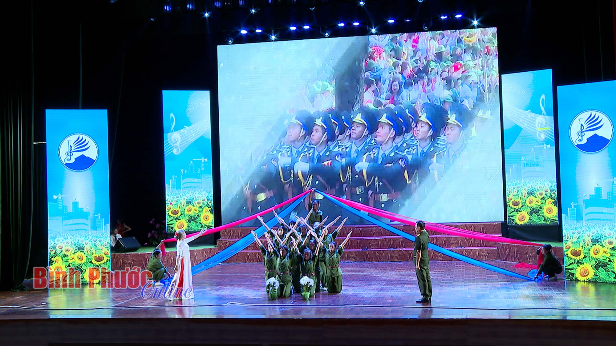 Khai mạc liên hoan các câu lạc bộ văn nghệ quần chúng lần thứ I