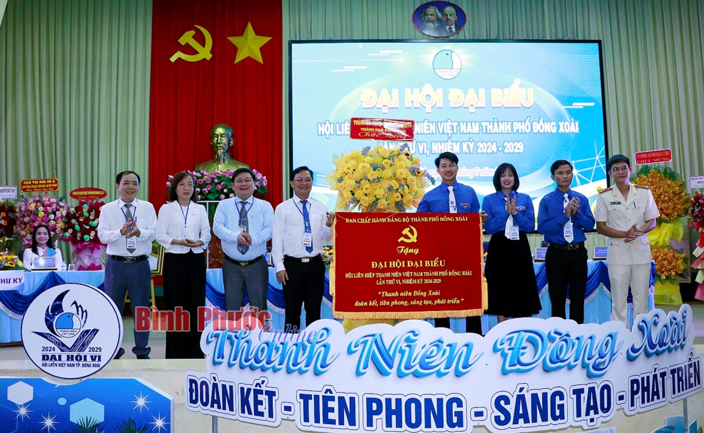 Khơi dậy khát vọng cống hiến cho thanh niên