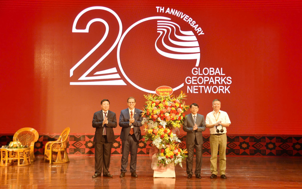 Kỷ niệm 20 năm Ngày thành lập Mạng lưới Công viên địa chất toàn cầu UNESCO (GGN)