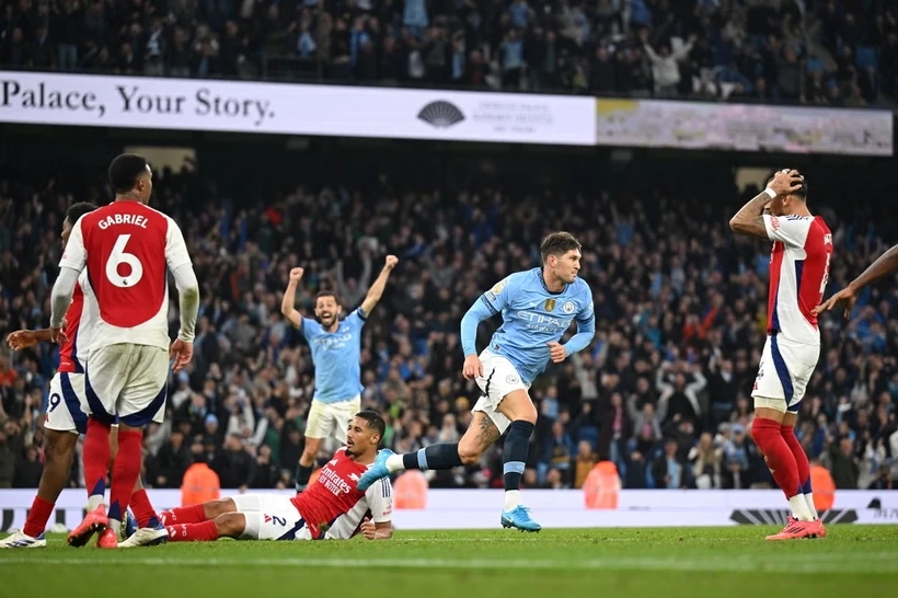 Man City thoát thua trước Arsenal trong trận cầu kịch tính ở Premier League