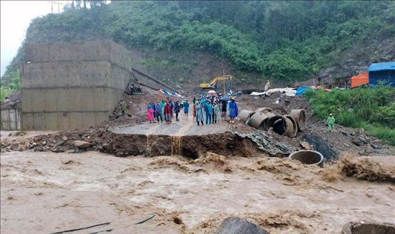 Ngày 8-9, nhiều nơi ở Bắc Bộ và Thanh Hóa mưa lớn, cảnh báo lũ quét, sạt lở