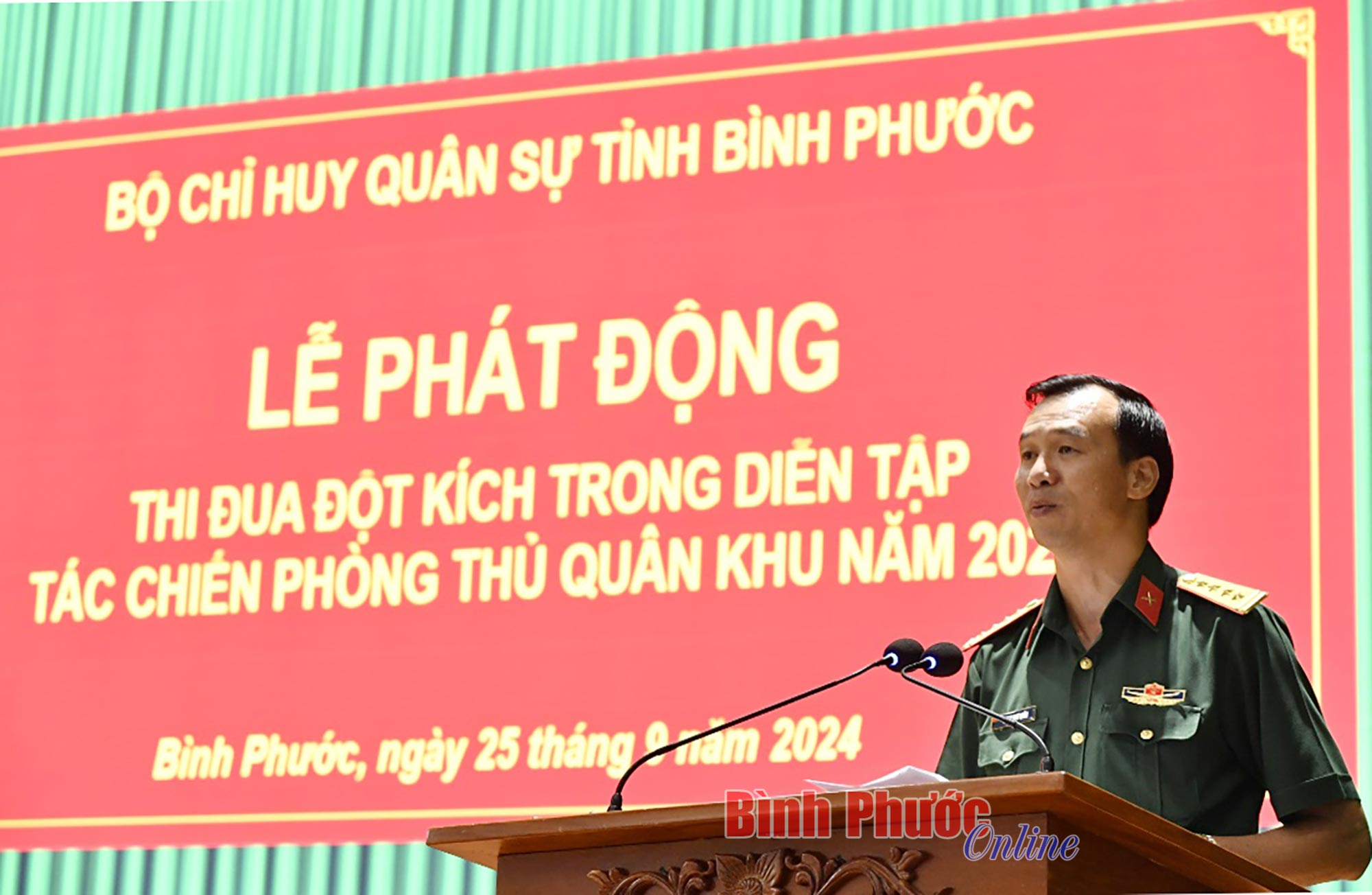 Phát động thi đua đột kích trong diễn tập tác chiến phòng thủ