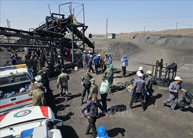 Số nạn nhân thiệt mạng trong vụ nổ mỏ than ở Iran tăng lên 51 người