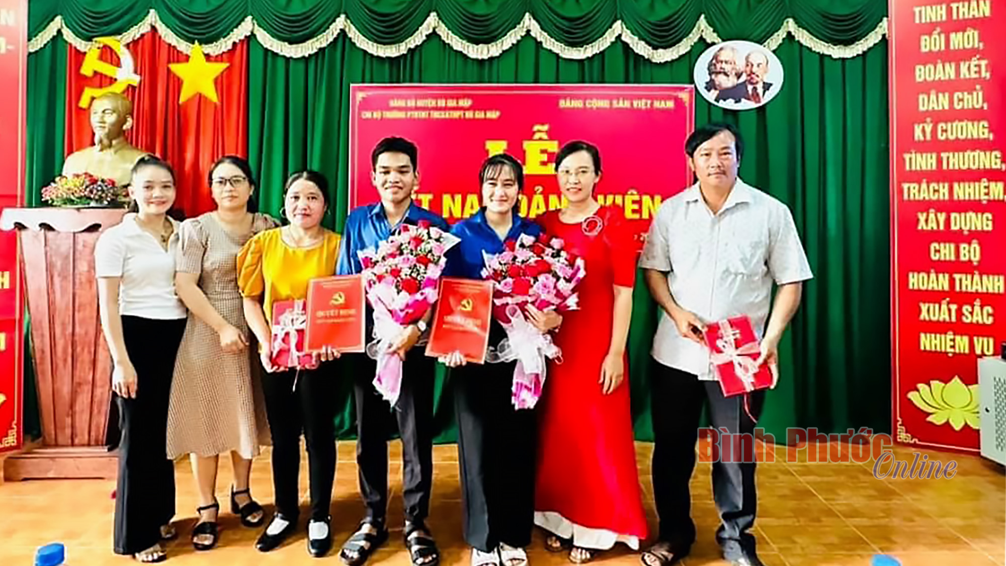 Xây nền móng lý tưởng cách mạng cho thế hệ trẻ