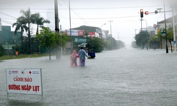 Mưa lũ còn phức tạp, Nghệ An và Hà Tĩnh cần chủ động đối phó