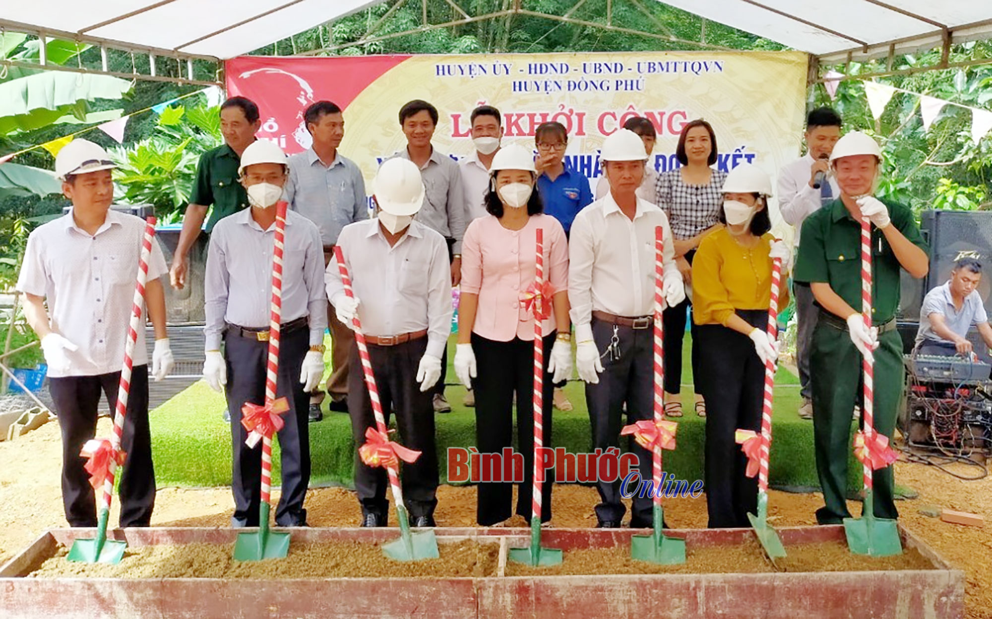 Nhà đại đoàn kết giúp hộ nghèo an cư, lạc nghiệp - Binh Phuoc, Tin tuc Binh Phuoc, Tin mới tỉnh Bình Phước