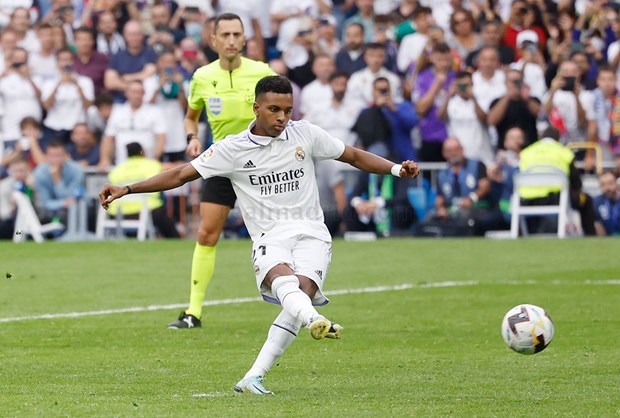 Đánh bại Barcelona, Real Madrid độc chiếm ngôi đầu La Liga hình ảnh 3 Danh bai Barcelona, Real Madrid doc chiem ngoi dau La Liga hinh anh 3