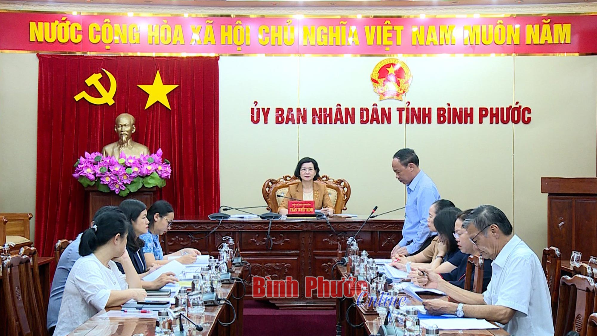 Họp Hội đồng Quản lý Quỹ khuyến học