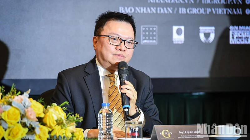 Kenny G biểu diễn ở Việt Nam trong dự &aacute;n &acirc;m nhạc quốc tế do B&aacute;o Nh&acirc;n D&acirc;n khởi xướng ảnh 3