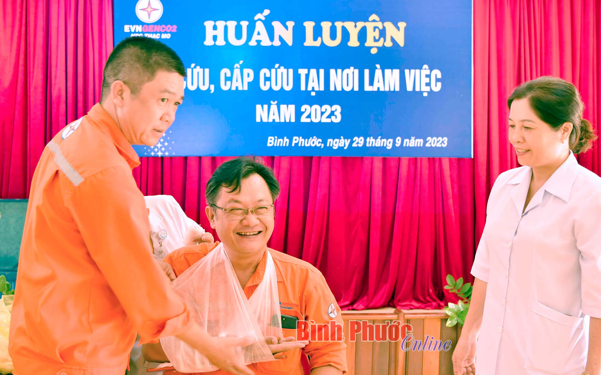 Thủy điện Thác Mơ tổ chức huấn luyện sơ, cấp cứu