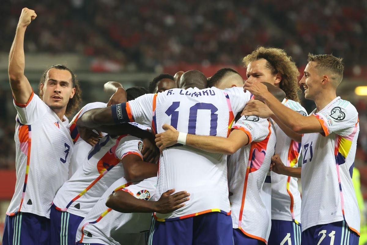 Xác định 3 đội giành vé đến Đức tham dự Vòng chung kết EURO 2024 hình ảnh 2 Xac dinh 3 doi gianh ve den Duc tham du Vong chung ket EURO 2024 hinh anh 2