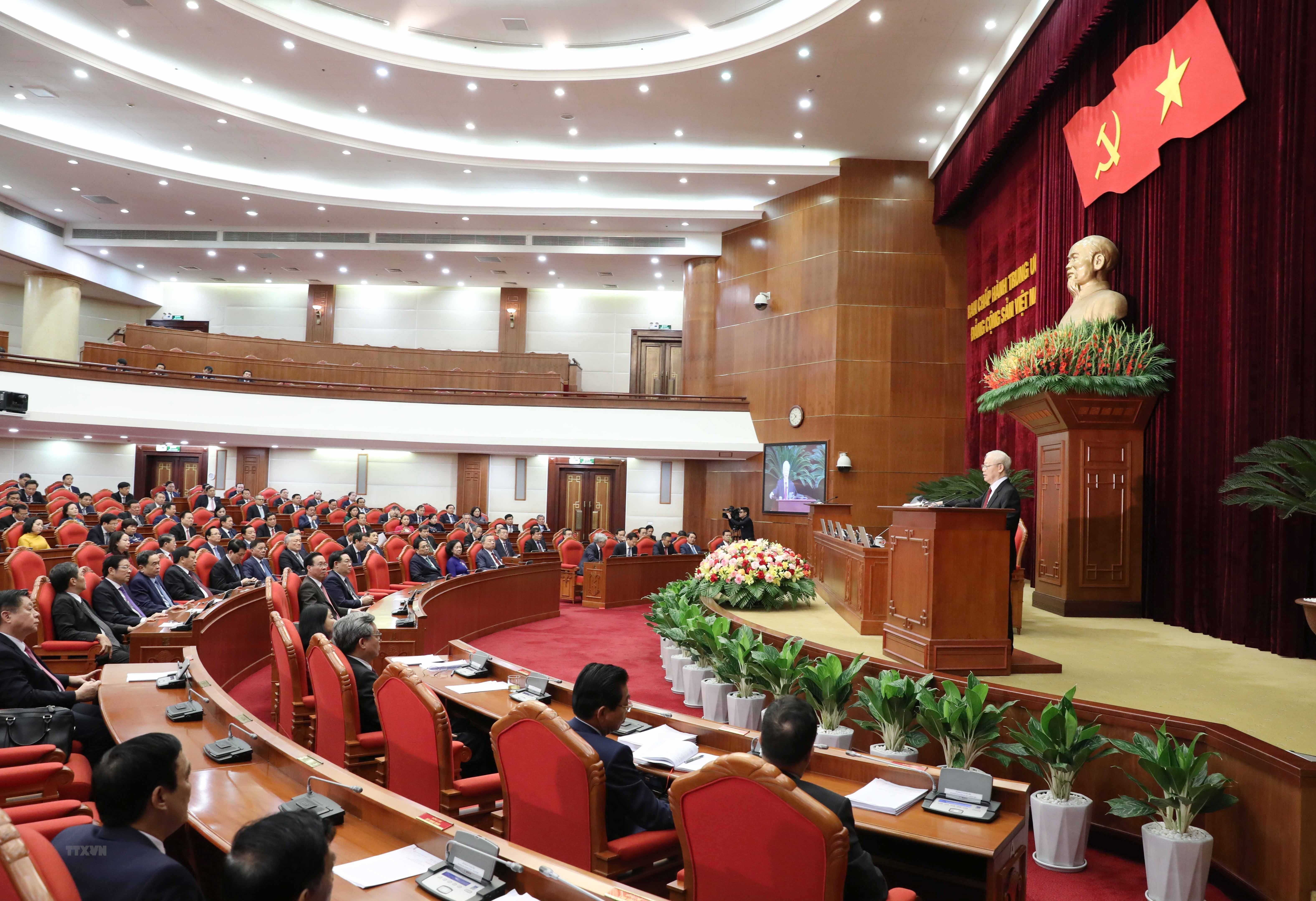 Hoi nghi Trung uong 8: The hien sau sac 'y Dang, long dan' hinh anh 2