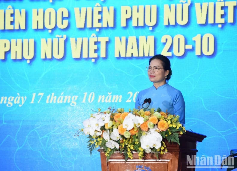 Phát huy hơn nữa vai trò của Phụ nữ Việt Nam trong kỷ nguyên vươn mình của dân tộc ảnh 4