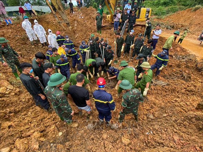 Quan tâm hơn nữa về nguồn nhân lực, công nghệ dự báo thiên tai