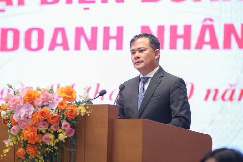 Thủ tướng: Xây dựng đội ngũ doanh nhân lớn mạnh trong kỷ nguyên vươn mình của dân tộc- Ảnh 5. Thủ tướng: Xây dựng đội ngũ doanh nhân lớn mạnh trong kỷ nguyên vươn mình của dân tộc- Ảnh 5.