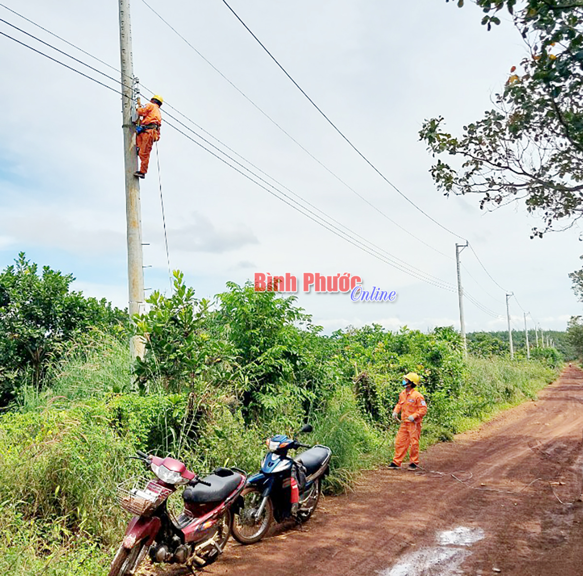 Điện về, thắp sáng niềm vui