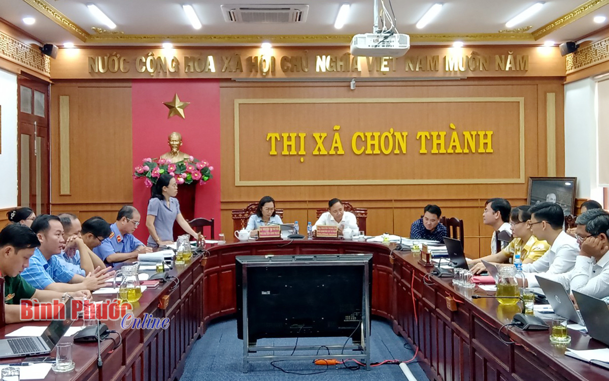 Kiểm tra công tác phổ biến, giáo dục pháp luật tại Chơn Thành