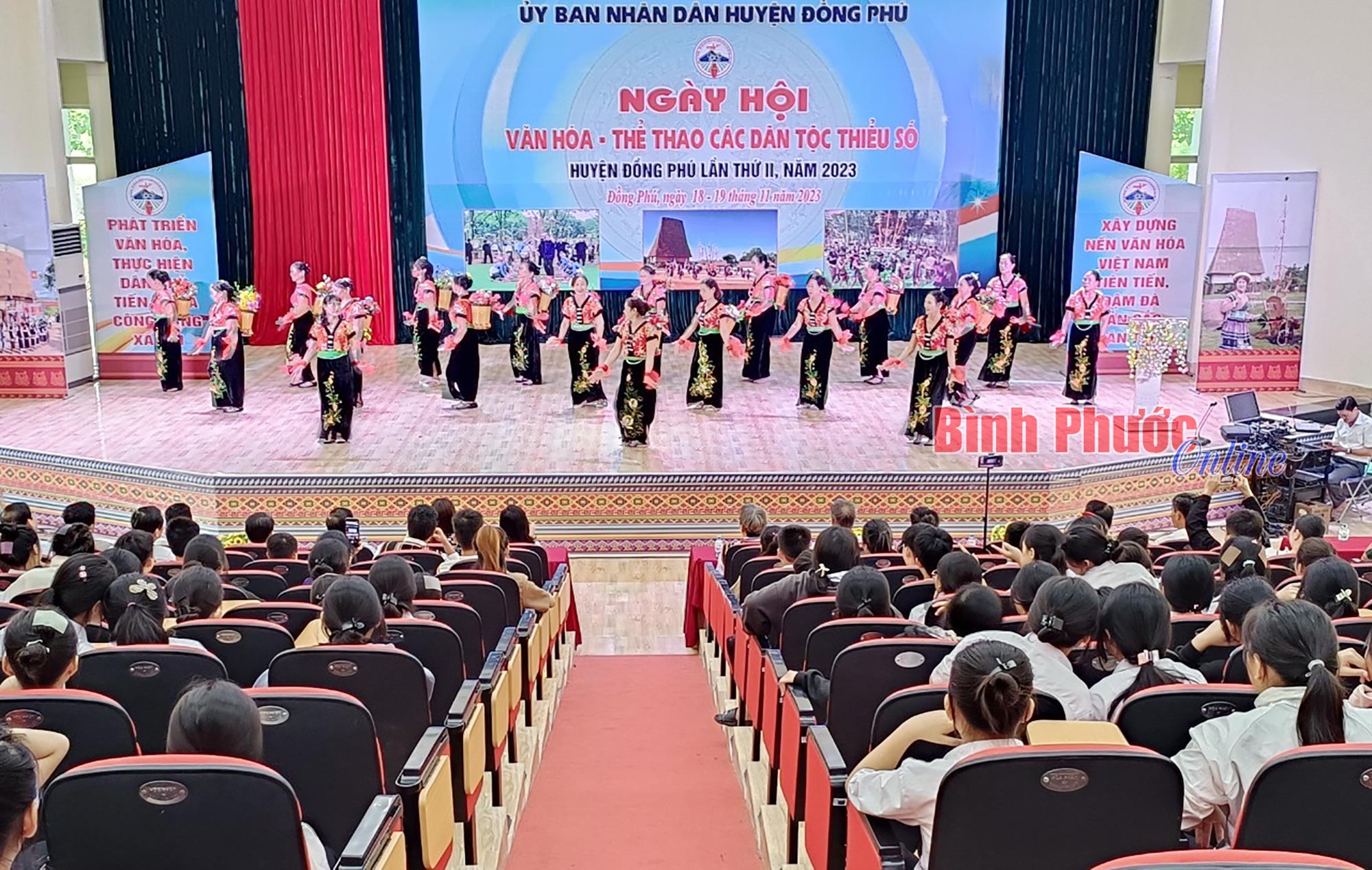 Đồng Phú: Khai mạc Liên hoan văn hóa - thể thao các dân tộc thiểu số lần thứ II năm 2023