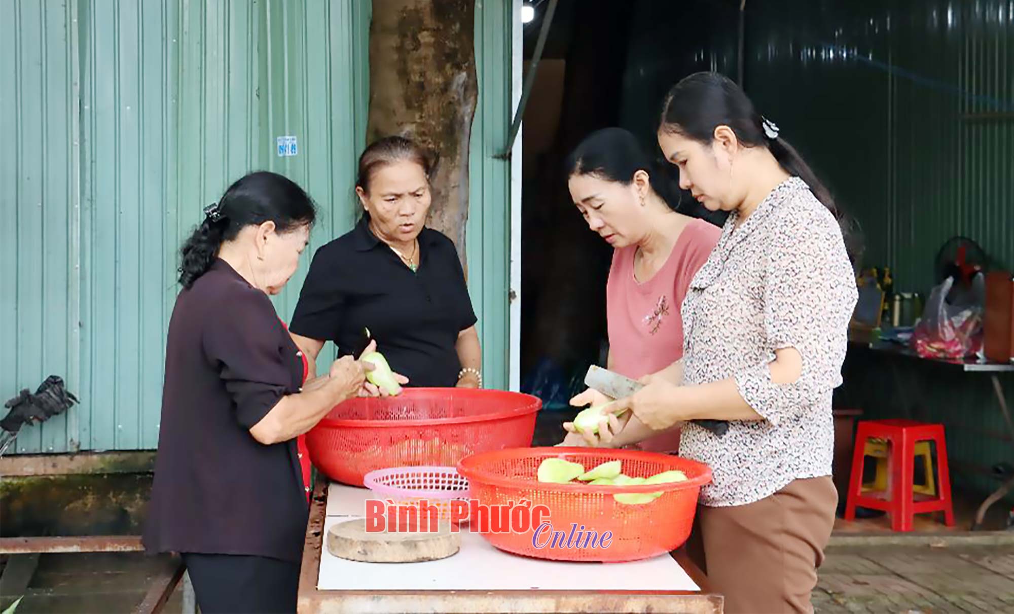 “Điểm tựa” của người nghèo