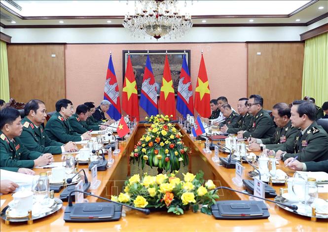 Phó Thủ tướng, Bộ trưởng Bộ Quốc phòng Campuchia thăm chính thức Việt Nam