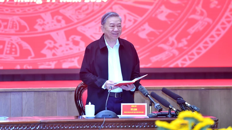 Đảng bộ thành phố Hà Nội gương mẫu đi đầu trong thực hiện các mục tiêu phát triển ảnh 2