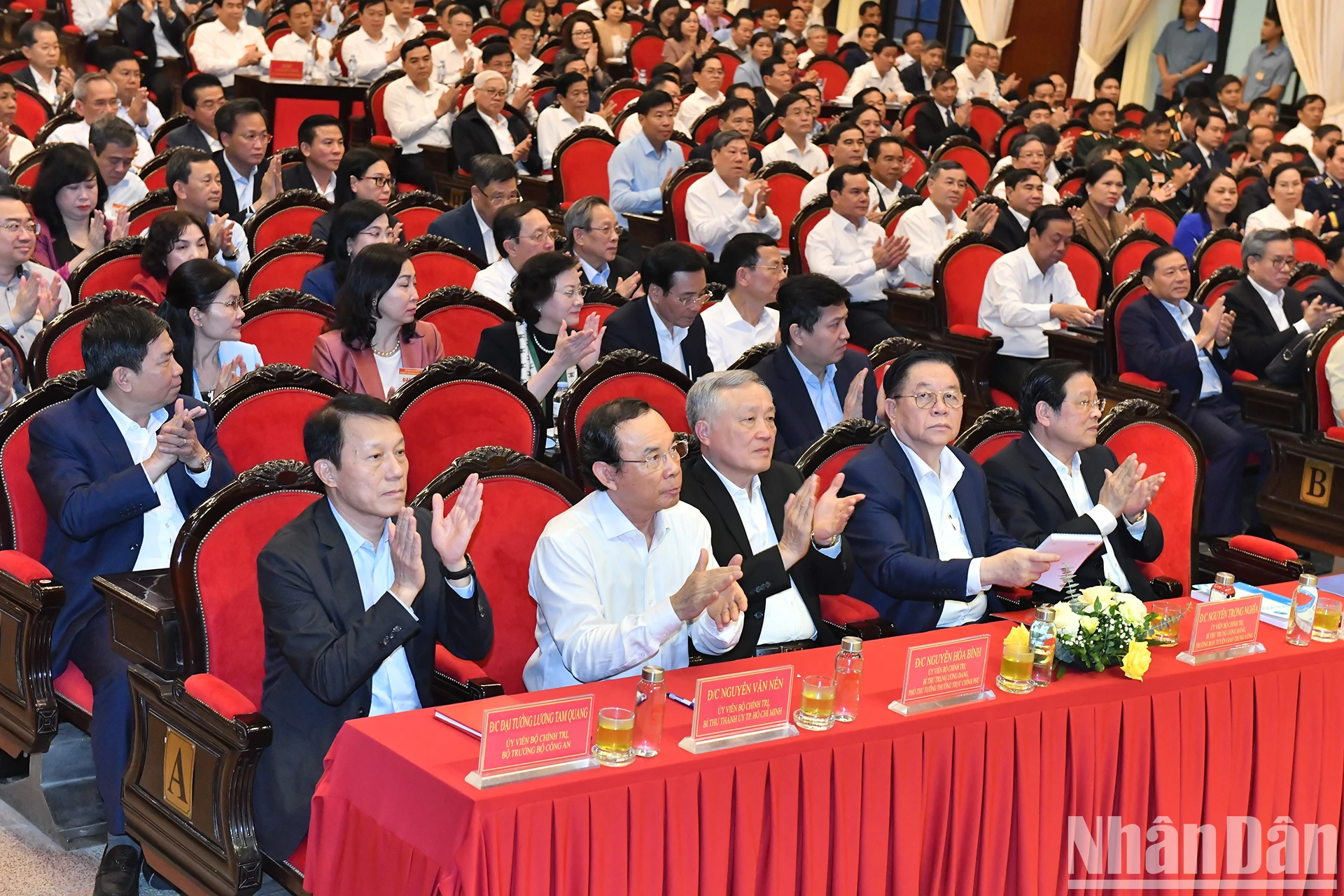 [Ảnh] Tổng Bí thư Tô Lâm trao đổi chuyên đề về kỷ nguyên phát triển mới, kỷ nguyên vươn mình của dân tộc ảnh 4