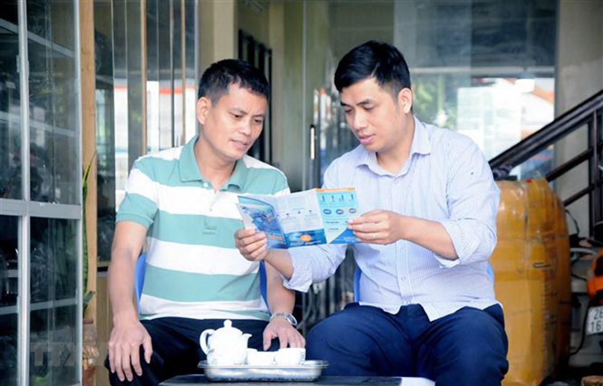 Đổi thói quen của người dân, không mua vàng mà mua bảo hiểm xã hội