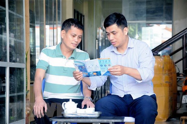 Đổi thói quen của người dân, không mua vàng mà mua bảo hiểm xã hội hình ảnh 2 Doi thoi quen cua nguoi dan, khong mua vang ma mua bao hiem xa hoi hinh anh 2