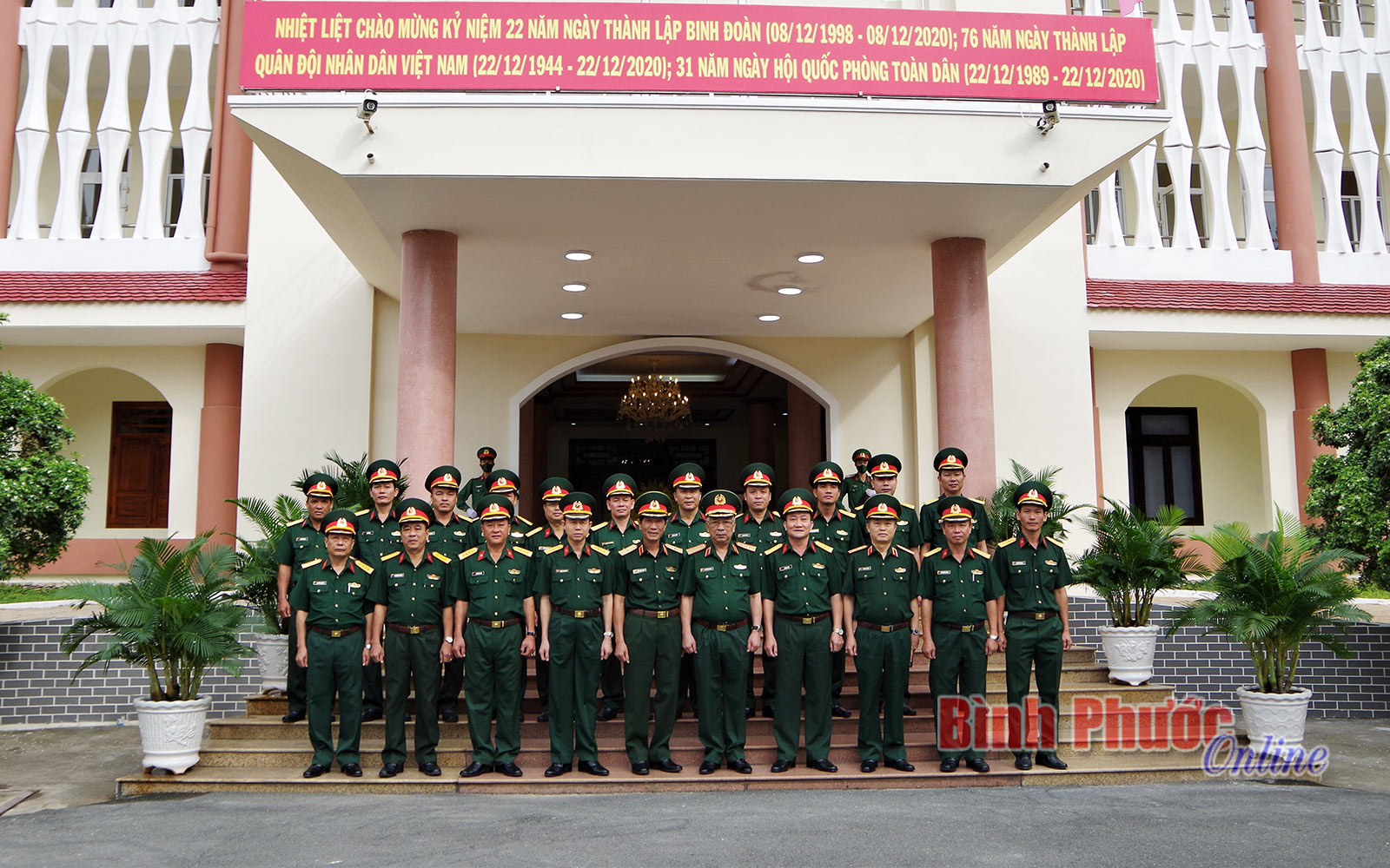 Thứ trưởng Bộ Quốc phòng Nguyễn Chí Vịnh thăm và làm việc tại Binh đoàn 16