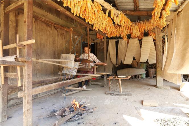 Ch&uacute; th&iacute;ch ảnh