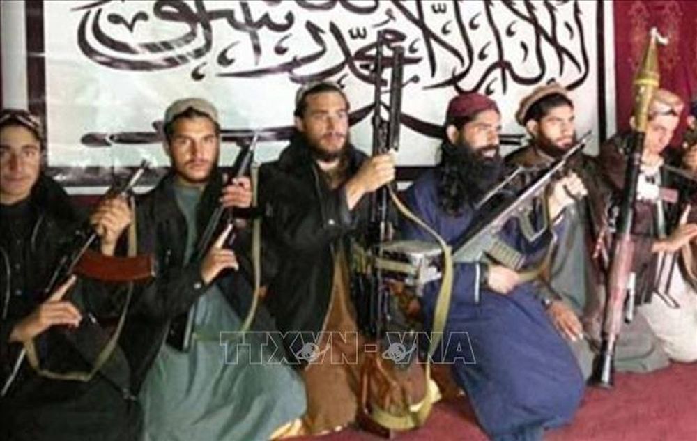 Mỹ liệt Taliban và al