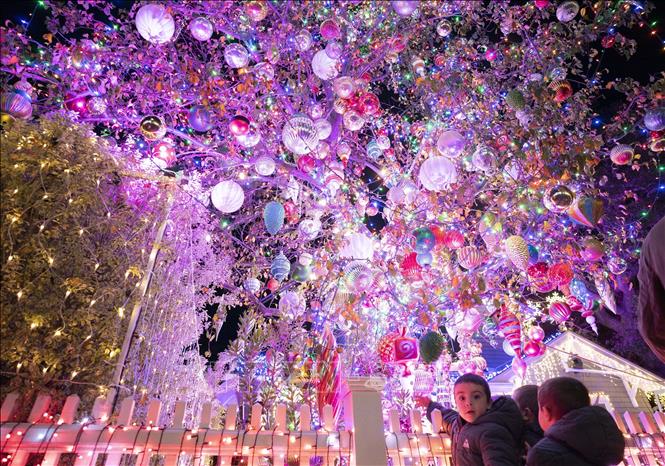 Ch&uacute; th&iacute;ch ảnh