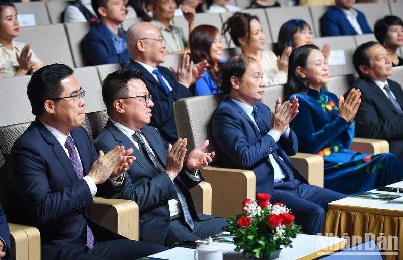 28 dự &aacute;n được vinh danh tại Gala trao Giải thưởng H&agrave;nh động v&igrave; Cộng đồng ảnh 1