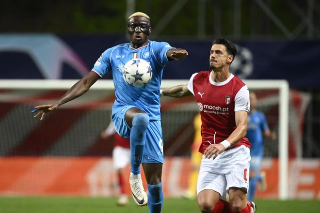 Napoli (áo xanh) đang nắm lợi thế rất lớn trước Braga. (Nguồn: Getty Images) sc-braga-napoli-09212023-7507.jpg